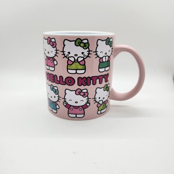 Hello Kitty Bundle with Glitter Mug and Lotion - Picture 10 of 13